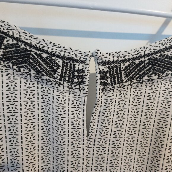 Women's Dex Romper Size Large - Picture 5 of 8